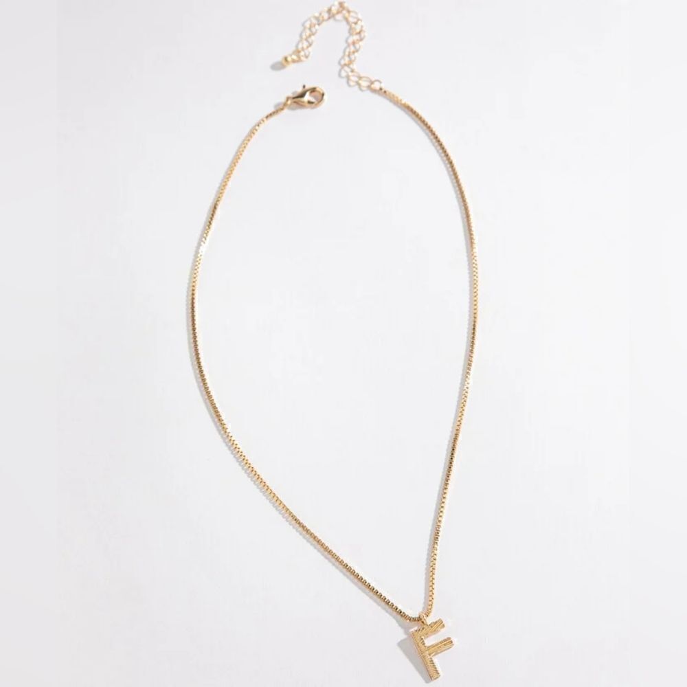 Ricki's New With Tag Gold Monogram Letter F Necklace‎